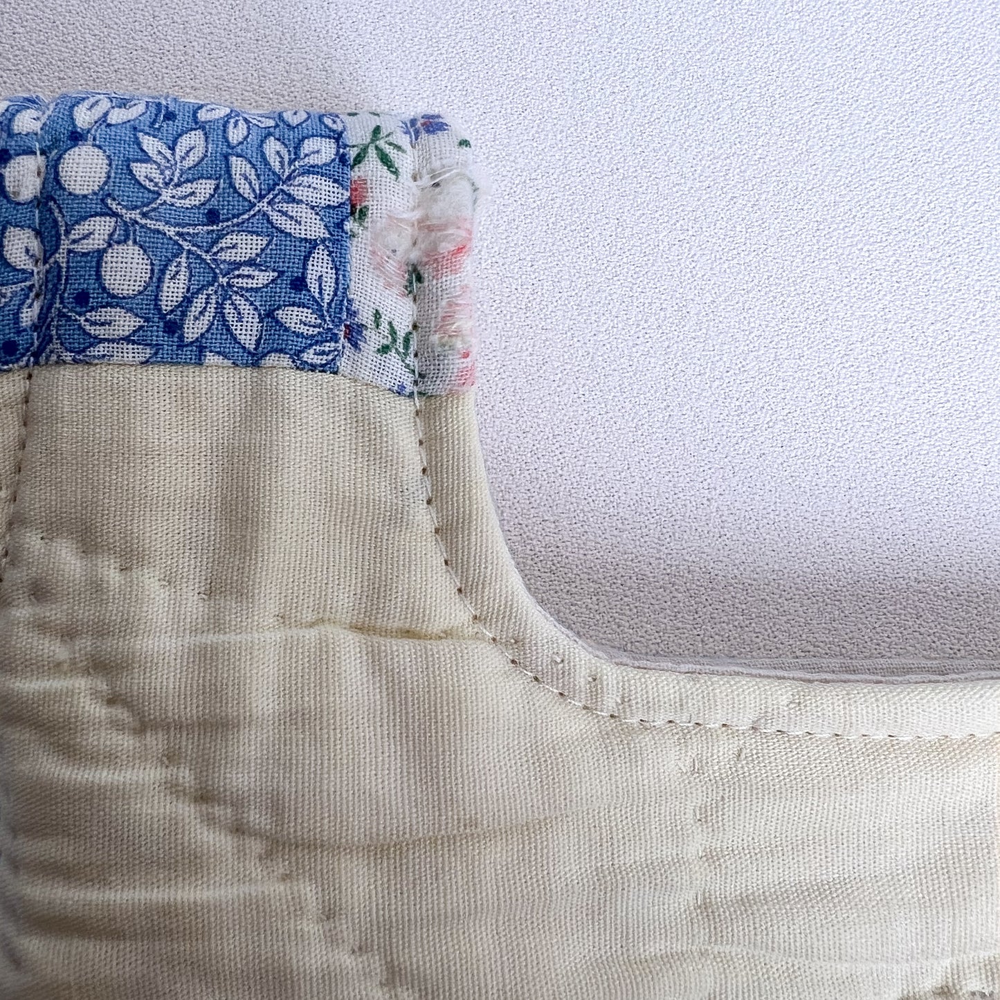 Knot Bag - Butter Yellow Vintage Quilt